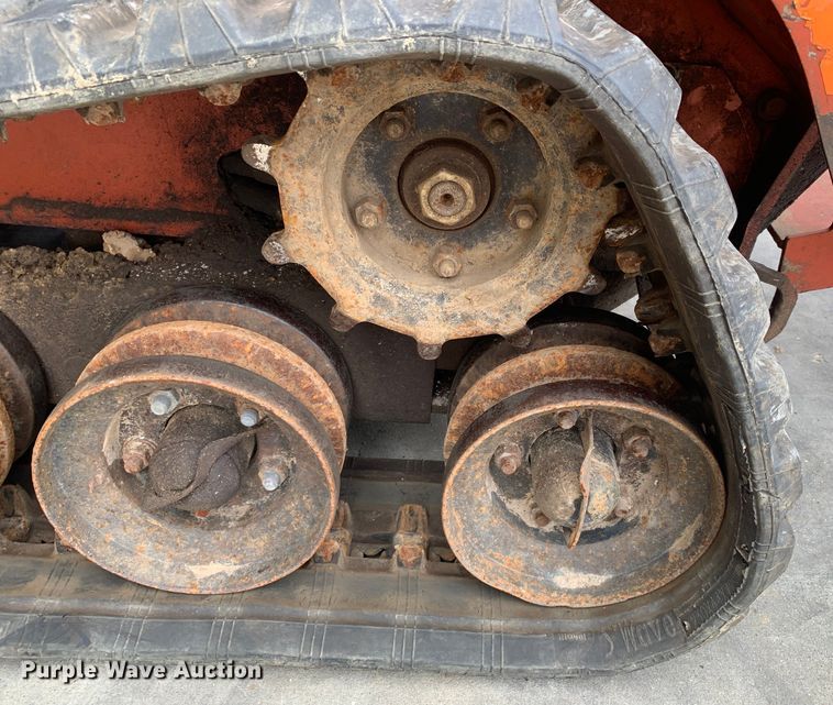 image for item EH3870 2018 Ditch Witch  SK1050 compact utility loader