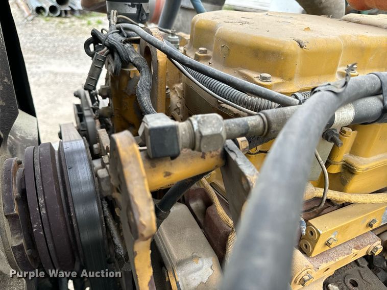 image for item EH6643 1989 Peterbilt 357 dump truck