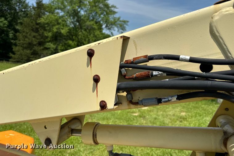 image for item EH6815 1995 JLG 35 Electric  boom lift