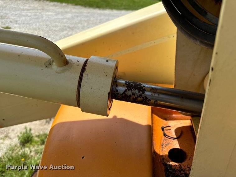 image for item EH6815 1995 JLG 35 Electric  boom lift