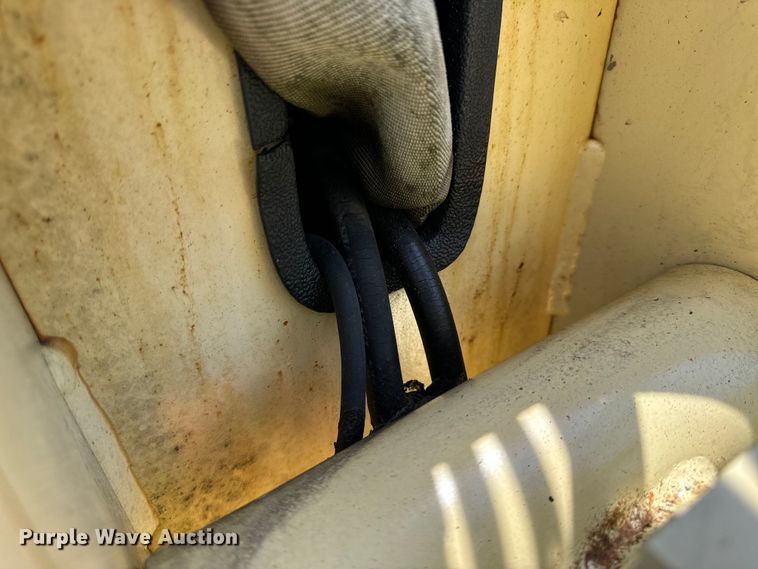 image for item EH6815 1995 JLG 35 Electric  boom lift