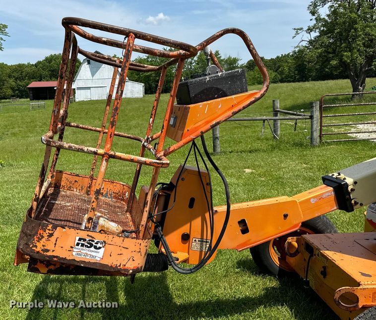 image for item EH6815 1995 JLG 35 Electric  boom lift