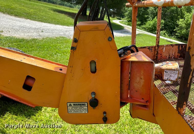 image for item EH6815 1995 JLG 35 Electric  boom lift