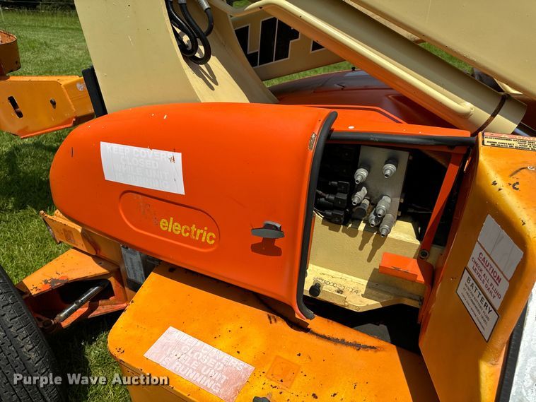 image for item EH6815 1995 JLG 35 Electric  boom lift