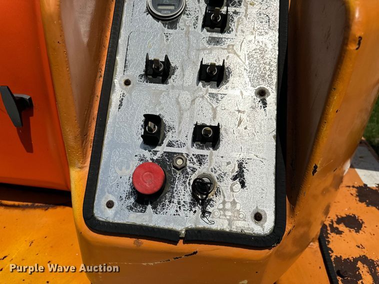 image for item EH6815 1995 JLG 35 Electric  boom lift