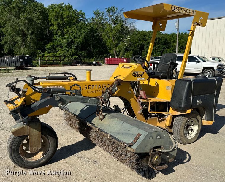 image for item EH6817 Terramite TSS38 broom