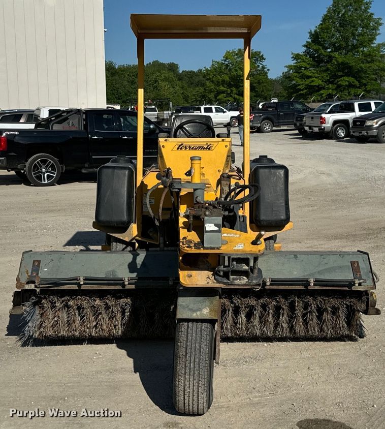 image for item EH6817 Terramite TSS38 broom