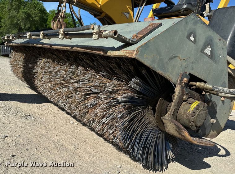 image for item EH6817 Terramite TSS38 broom