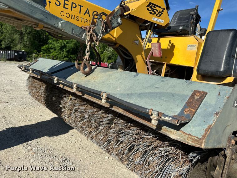 image for item EH6817 Terramite TSS38 broom