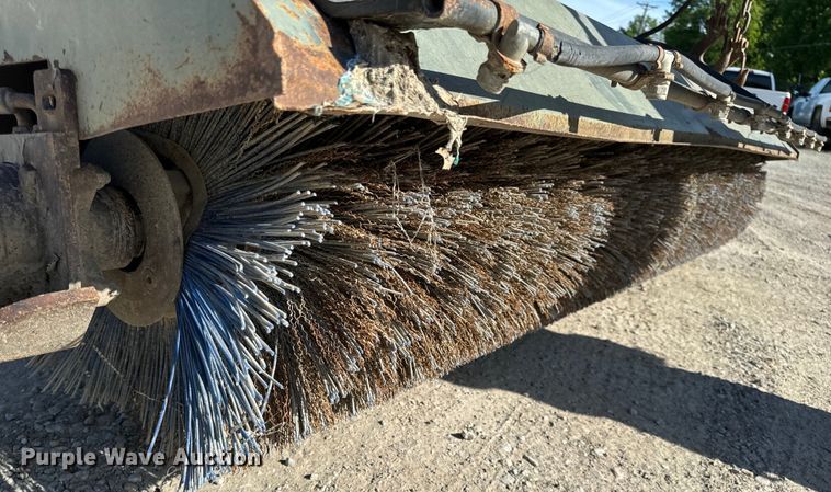 image for item EH6817 Terramite TSS38 broom