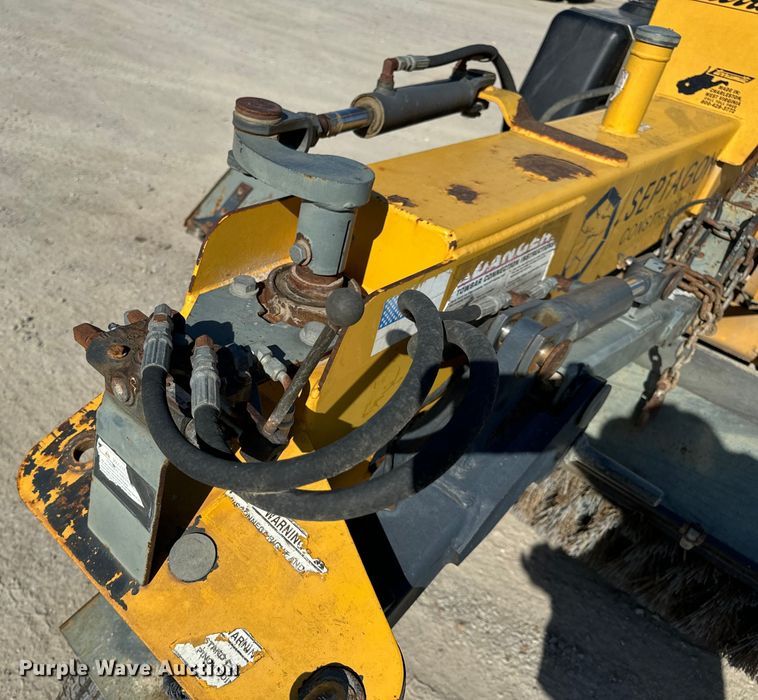 image for item EH6817 Terramite TSS38 broom