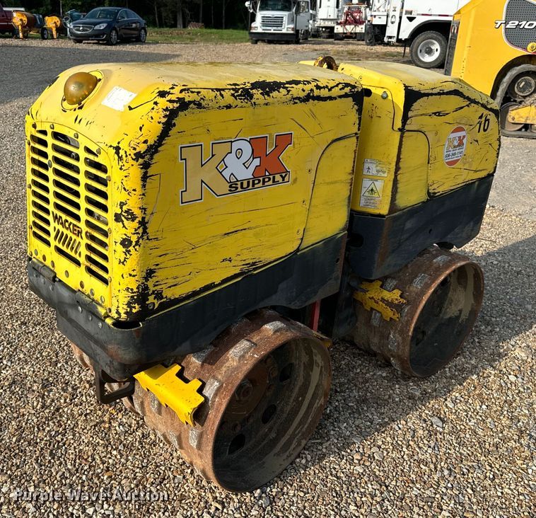 image for item EH6852 Wacker RT82-SC trench compactor