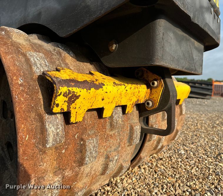 image for item EH6852 Wacker RT82-SC trench compactor