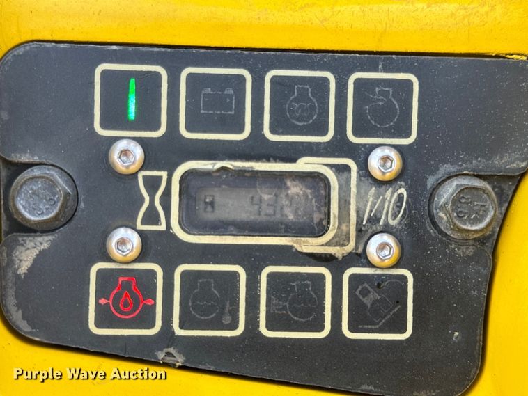 image for item EH6852 Wacker RT82-SC trench compactor