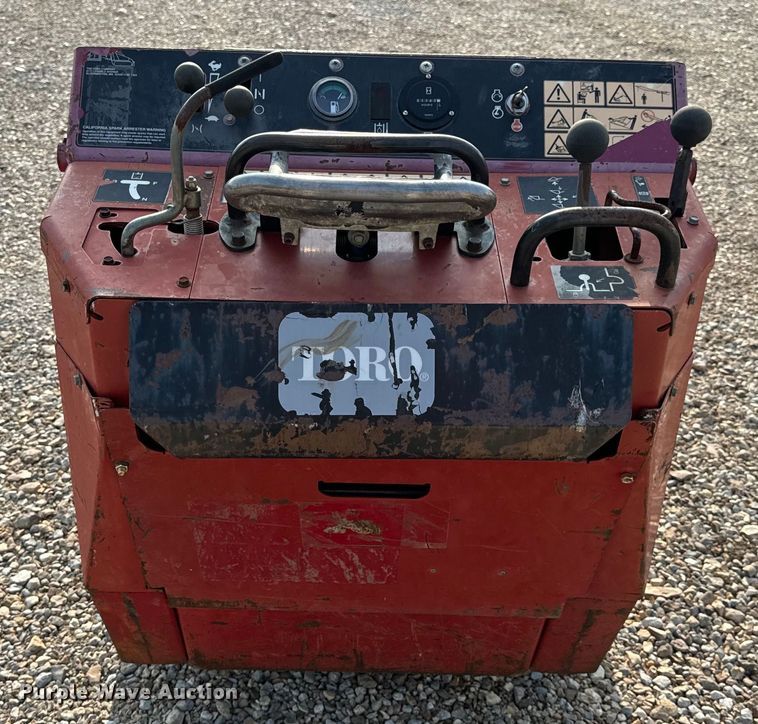 image for item EH6853 2014 Toro TX420  Dingo compact utility loader