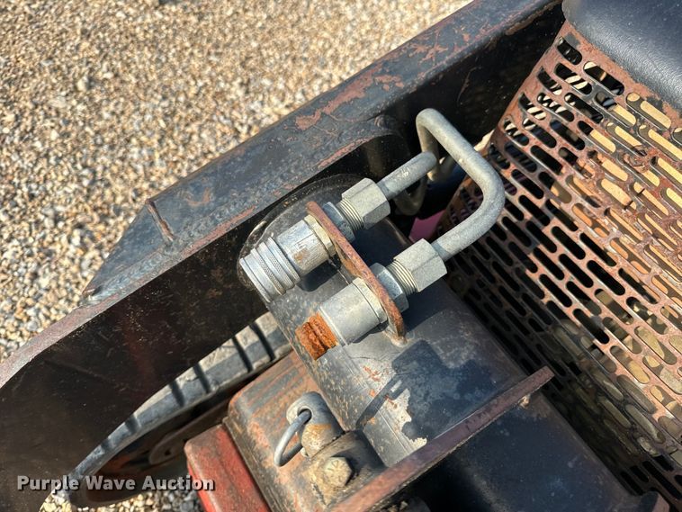 image for item EH6853 2014 Toro TX420  Dingo compact utility loader