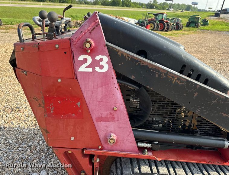 image for item EH6853 2014 Toro TX420  Dingo compact utility loader