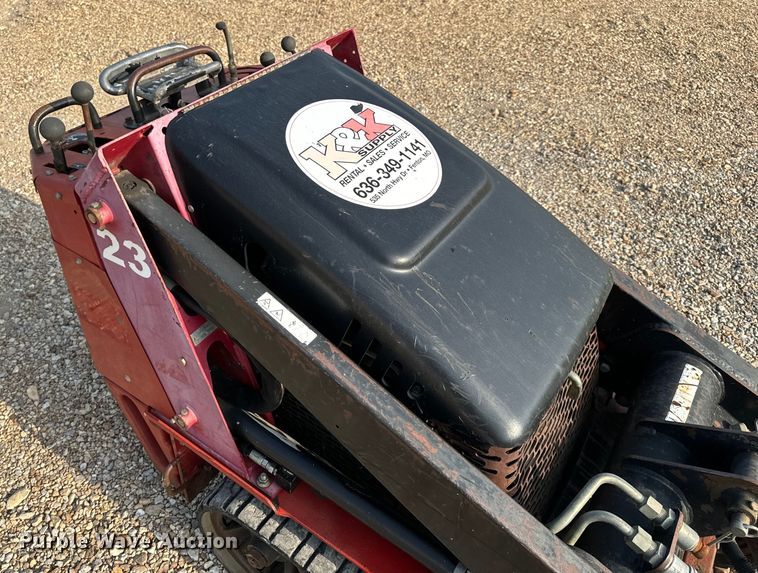 image for item EH6853 2014 Toro TX420  Dingo compact utility loader