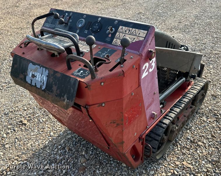 image for item EH6853 2014 Toro TX420  Dingo compact utility loader