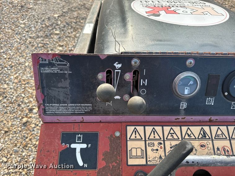 image for item EH6853 2014 Toro TX420  Dingo compact utility loader