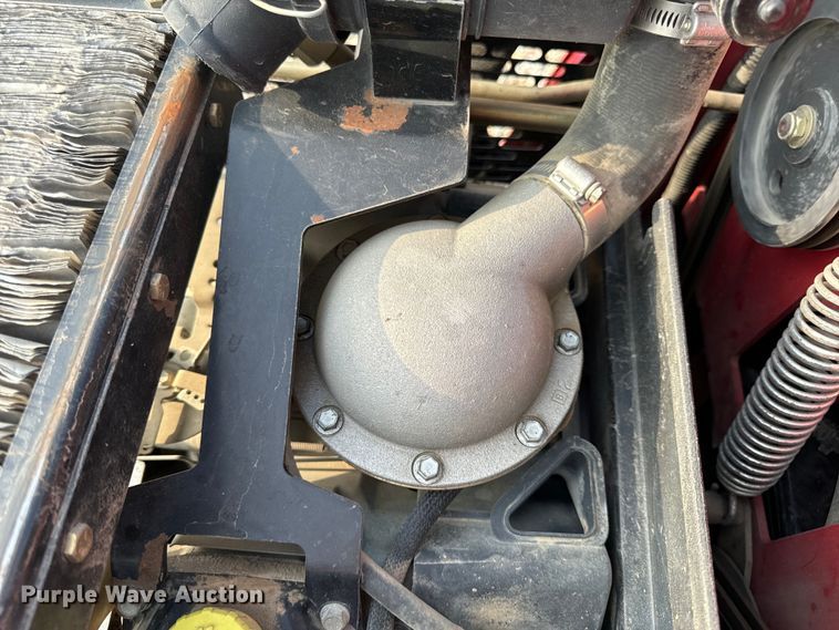 image for item EH6853 2014 Toro TX420  Dingo compact utility loader