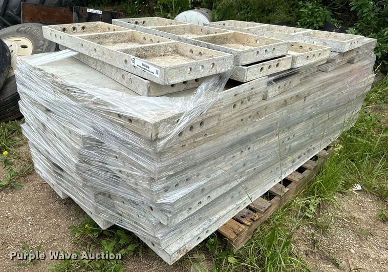 image for item EH6858 Approximately 45 Precision Forms Inc concrete forms