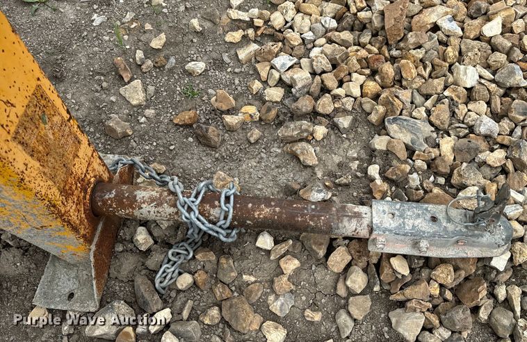 image for item EH6861 (2) concrete mixers