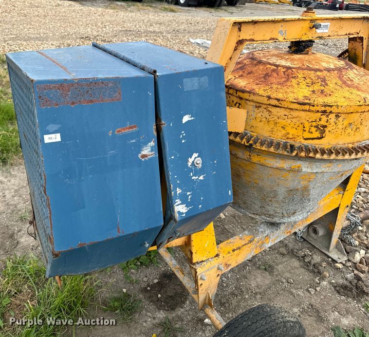 image for item EH6861 (2) concrete mixers