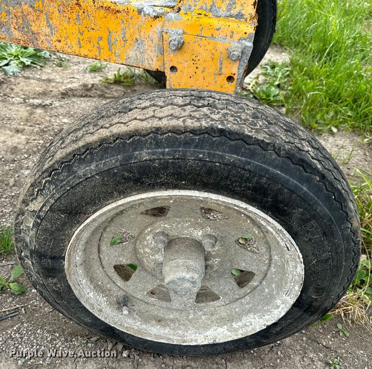 image for item EH6861 (2) concrete mixers