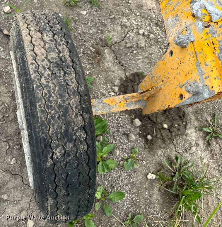 image for item EH6861 (2) concrete mixers