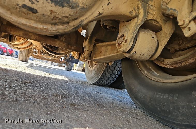 image for item EI3564 1974 Kenworth tank truck