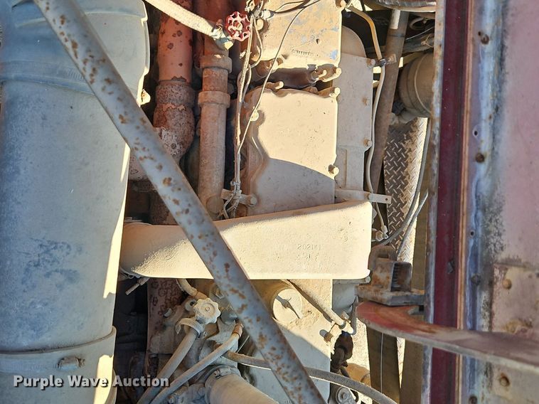 image for item EI3564 1974 Kenworth tank truck