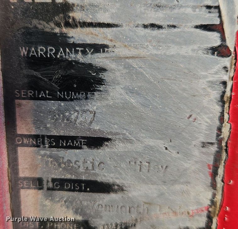 image for item EI3564 1974 Kenworth tank truck