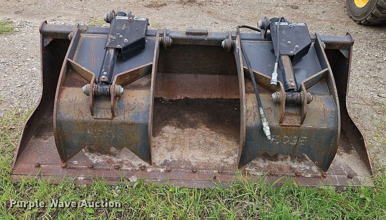image for item EI3845 Edge 500486 skid steer grapple bucket