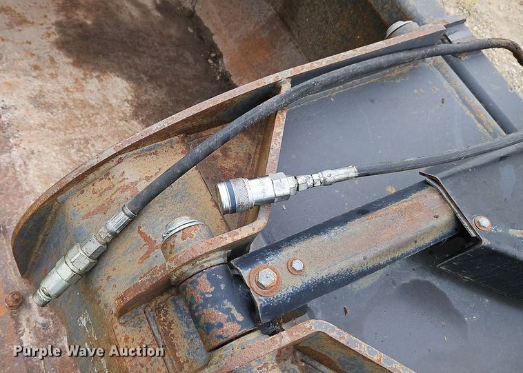 image for item EI3845 Edge 500486 skid steer grapple bucket