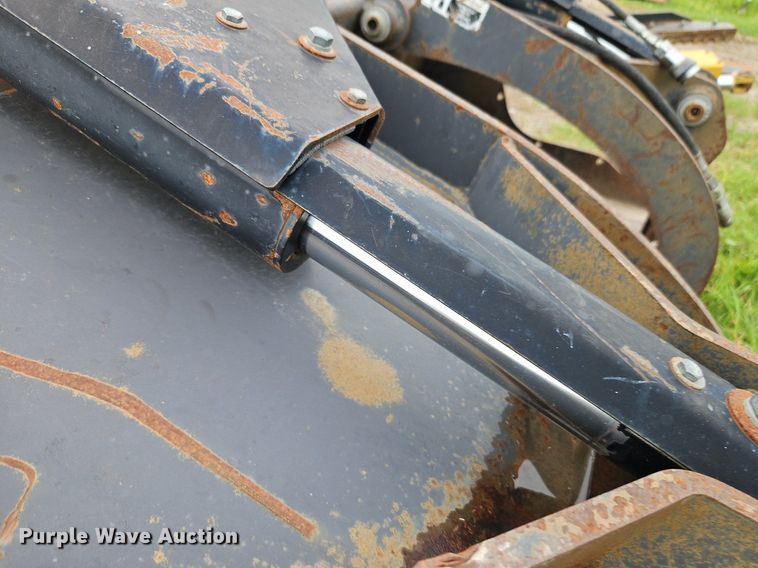 image for item EI3845 Edge 500486 skid steer grapple bucket