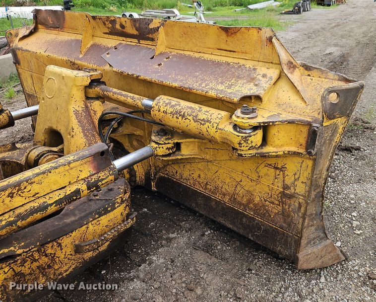 image for item EI3849 2006 Komatsu D61EX-15 dozer