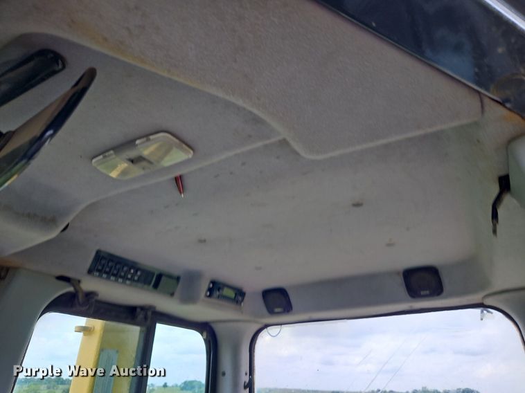 image for item EI3849 2006 Komatsu D61EX-15 dozer