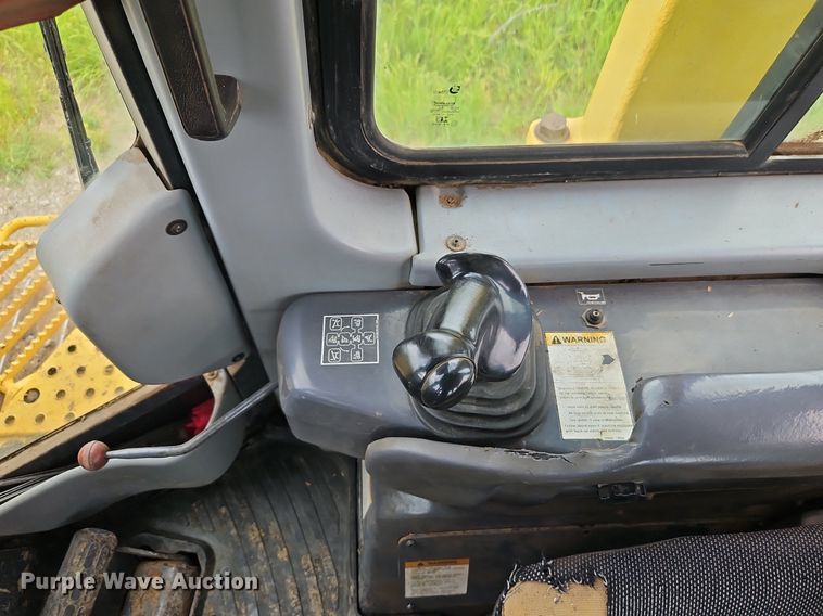 image for item EI3849 2006 Komatsu D61EX-15 dozer