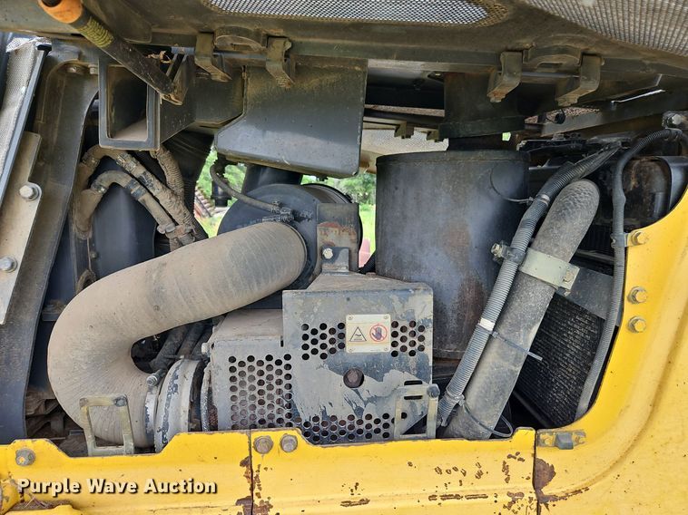 image for item EI3849 2006 Komatsu D61EX-15 dozer