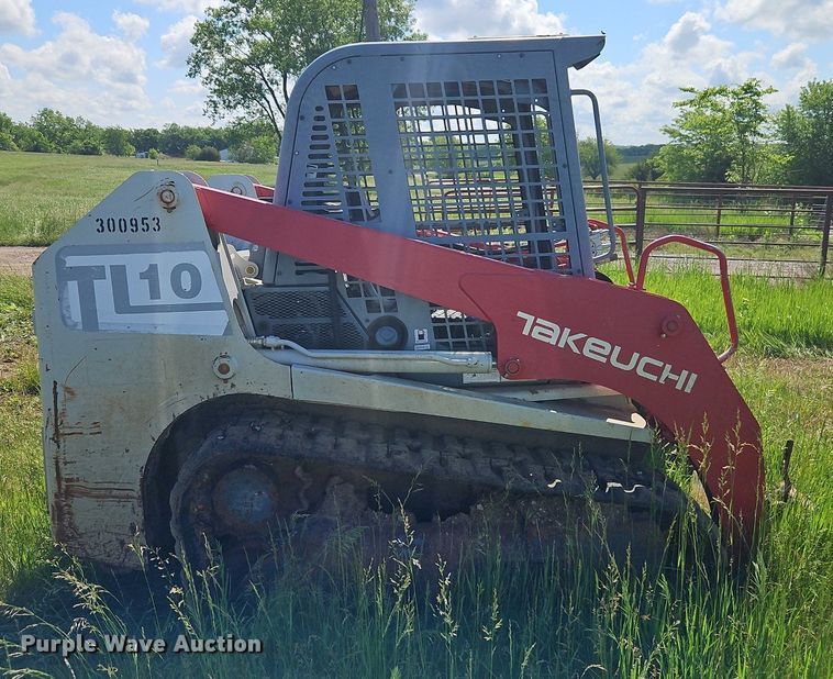 image for item EI3858 2013 Takeuchi  TL10 tracked skid steer loader