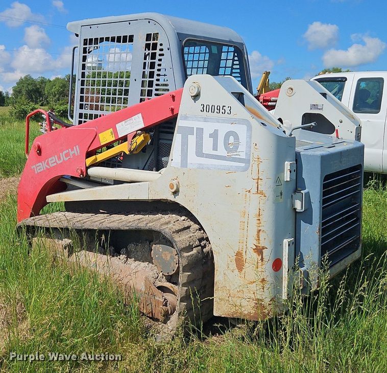 image for item EI3858 2013 Takeuchi  TL10 tracked skid steer loader