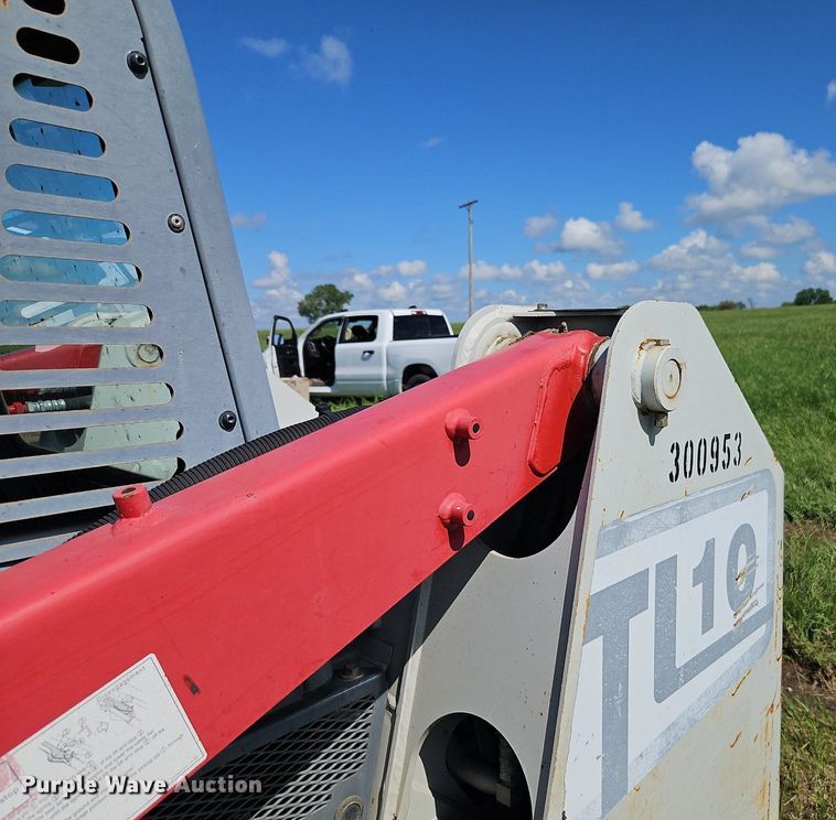 image for item EI3858 2013 Takeuchi  TL10 tracked skid steer loader