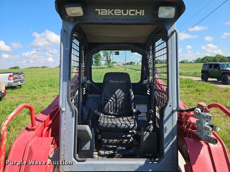 image for item EI3858 2013 Takeuchi  TL10 tracked skid steer loader