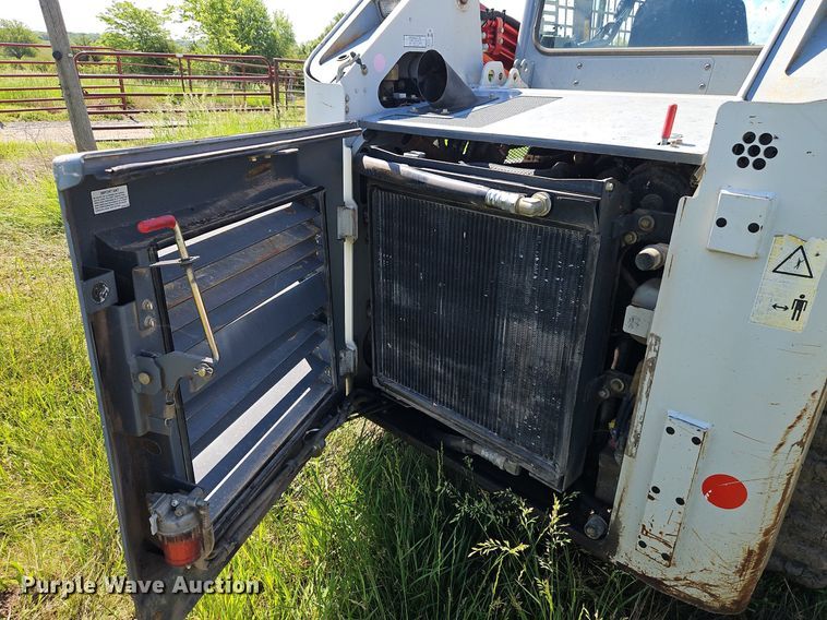 image for item EI3858 2013 Takeuchi  TL10 tracked skid steer loader