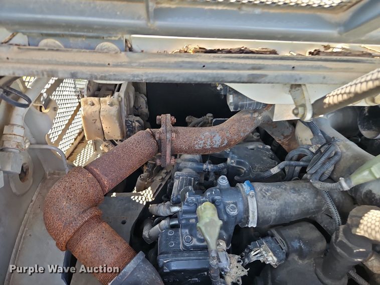 image for item EI3858 2013 Takeuchi  TL10 tracked skid steer loader