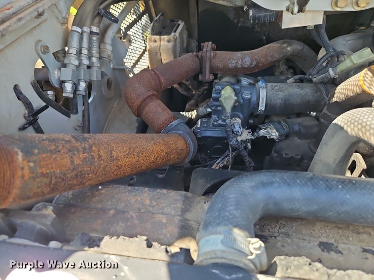 image for item EI3858 2013 Takeuchi  TL10 tracked skid steer loader