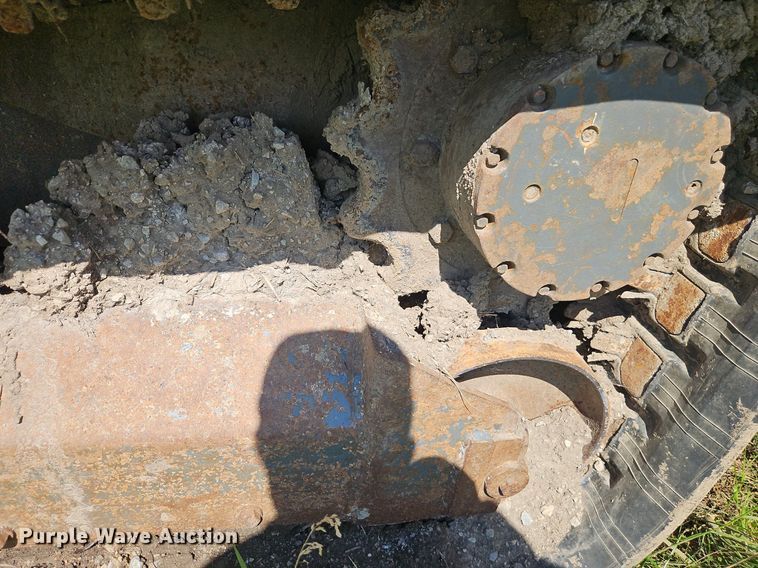 image for item EI3858 2013 Takeuchi  TL10 tracked skid steer loader