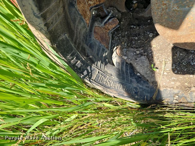 image for item EI3858 2013 Takeuchi  TL10 tracked skid steer loader