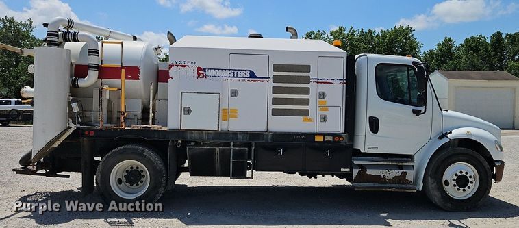 image for item EI3883 2012 Freightliner  Business Class M2 vacuum truck
